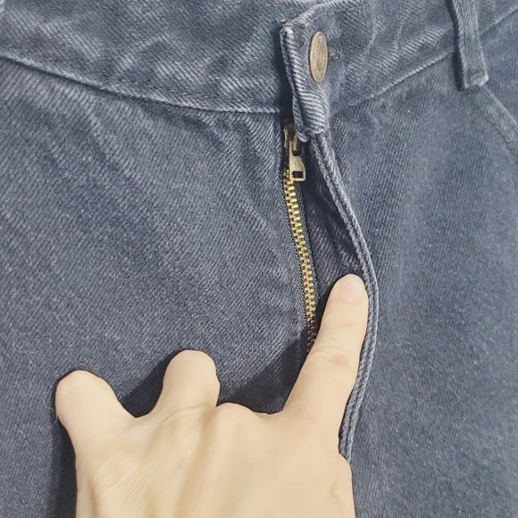 COBRA JEANS Vintage Black 100% Cotton Wide Leg Short Unisex Oversized Size 31 - Picture 7 of 14